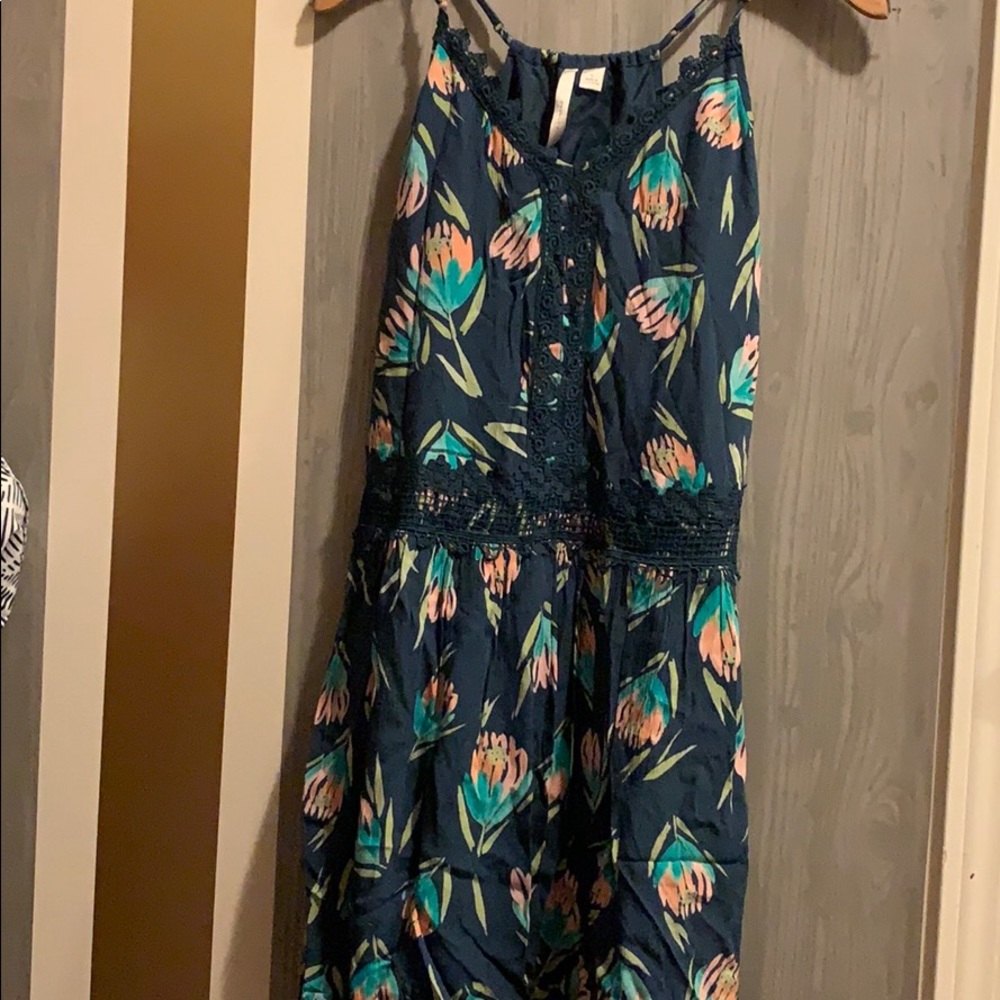 Lauren Conrad size small dress